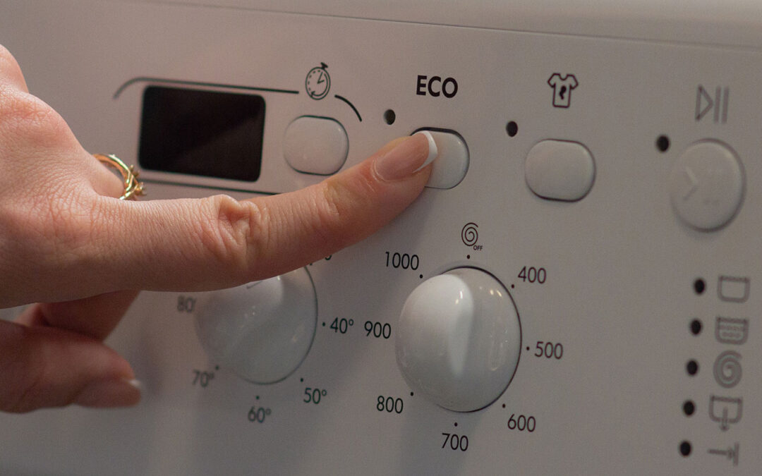 How to Use Appliances Efficiently to Save Money