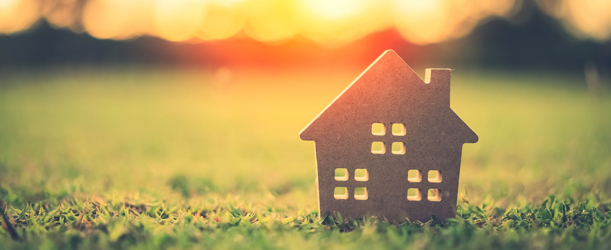 Blog_HomeEquity_Mortgage Couple Painting House